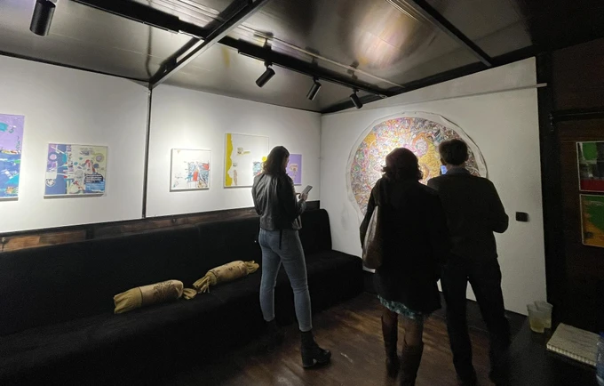 Cómo exponer arte sin galerías