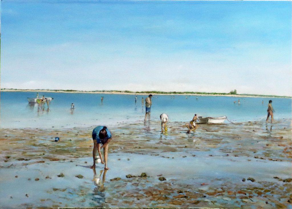 Playa de la Jara, Sanlucar de Barrameda, cogiendo navajas