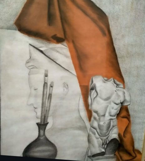 Busto Masculino y Composicion de Objetos y Tela a Pastel
